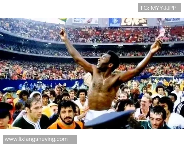 传奇足球巨星贝利的辉煌人生与不朽成就简述