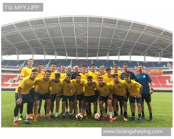 重庆足球队耐力对比深度解析揭示球队潜力与挑战